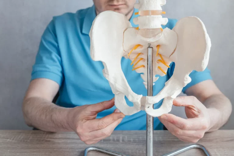 hip replacement surgery in Indore, orthopedic surgeon in Indore
