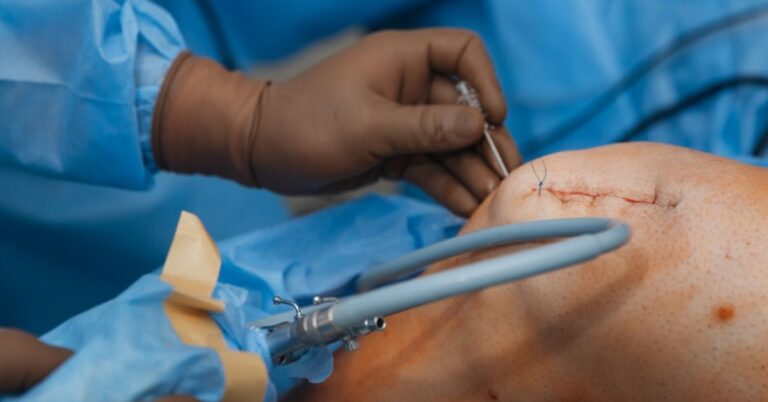 best knee replacement surgeon in indore