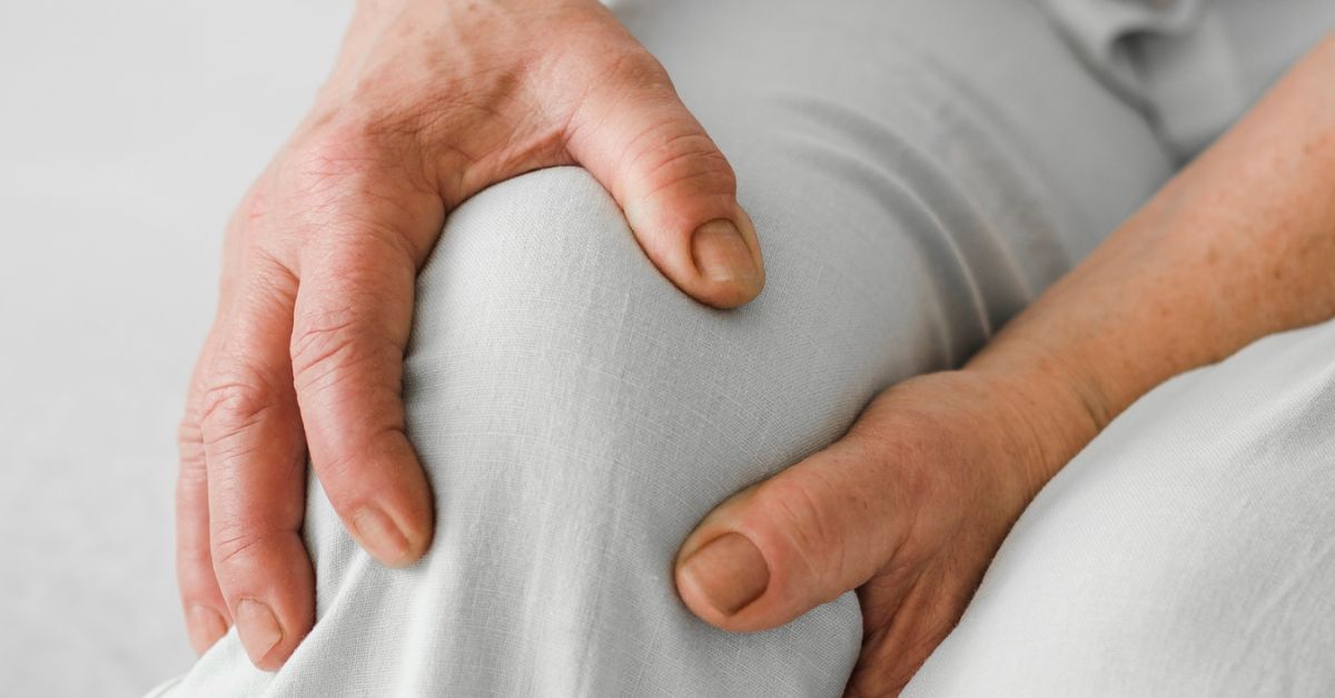 Why Joint Pain Gets Worse with Age and How Orthopedic Treatment Helps